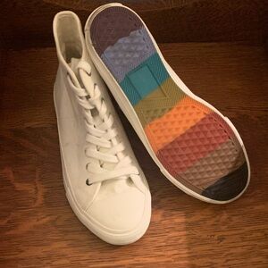 American Eagle Outfitters White High-Top Sneakers with Rainbow Sole